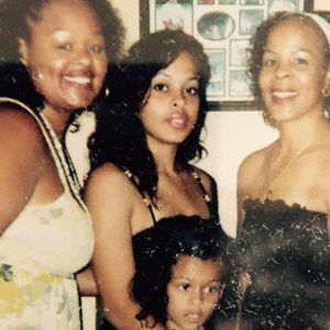 Meet your Posher, Ramona